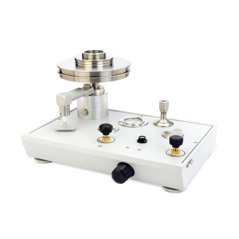 Gas Deadweight Tester, 35 KGF/CM2, No Pump